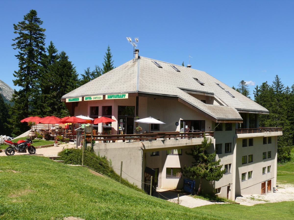 Hotel Cartusia Sarcenas Екстериор снимка
