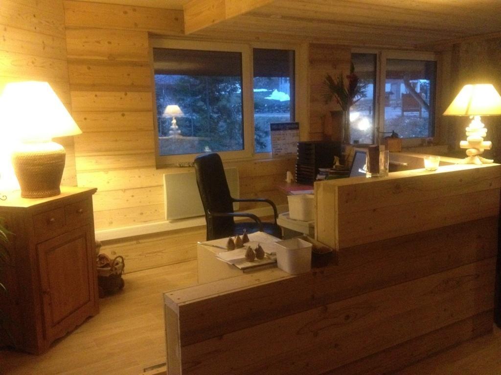 Hotel Cartusia Sarcenas Екстериор снимка