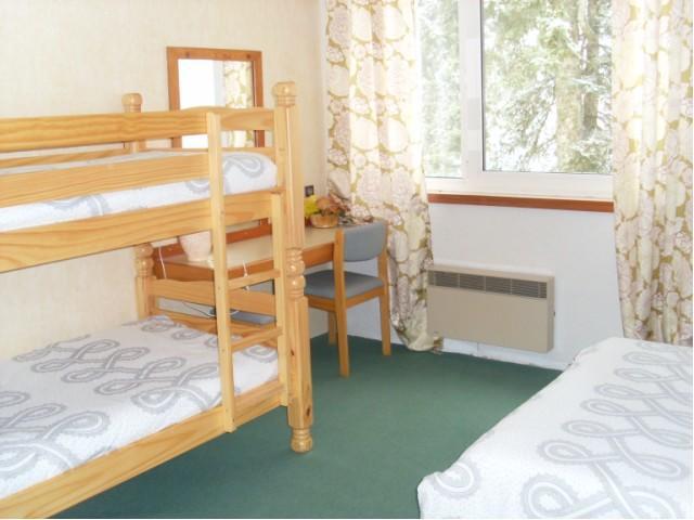 Hotel Cartusia Sarcenas Екстериор снимка